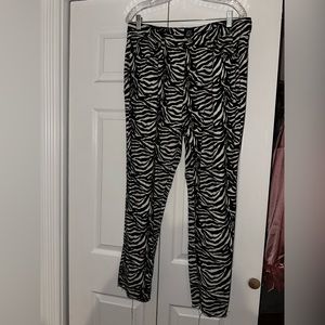 URBAN OUTFITTERS BDG ZEBRA JEAN